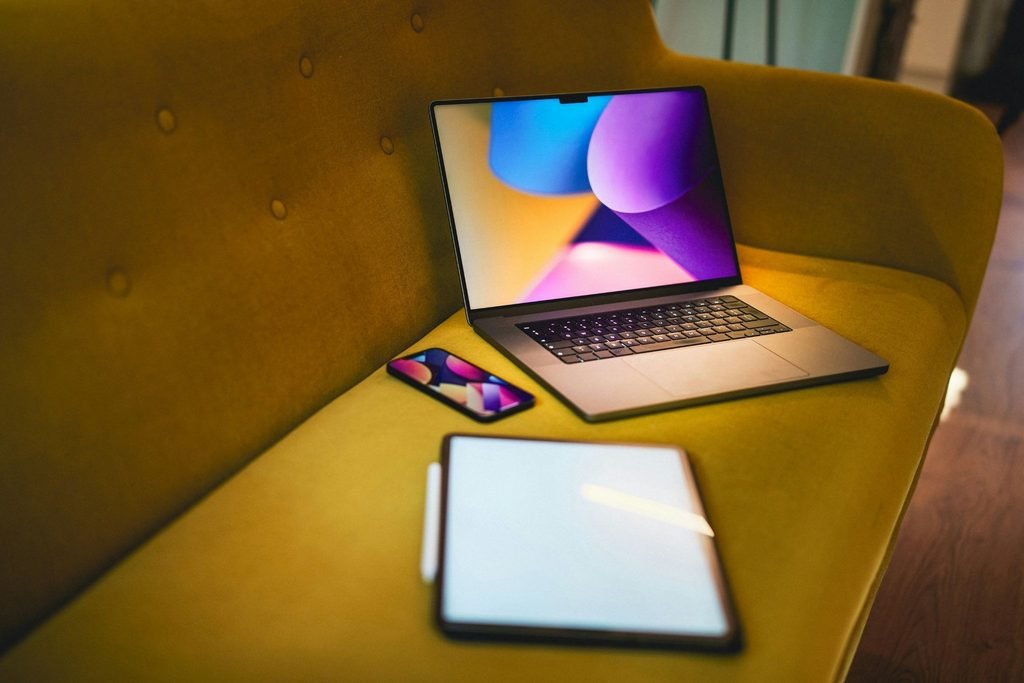 laptops, AI